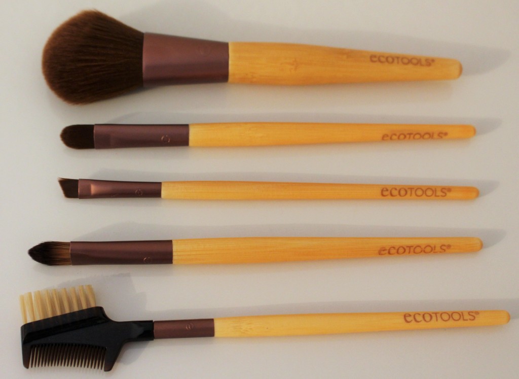 A picture of the Eco Tools make-up brush starter set